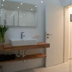 Traditionell-modernes Haus In Hoetting Сasa de vacaciones
